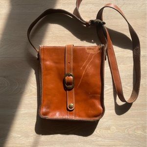 patricia nash purse :)